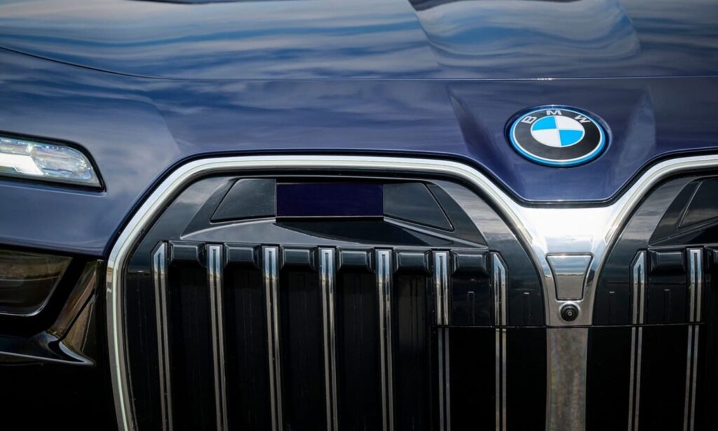 BMW inteliģentās vadītāja palīgsistēmas